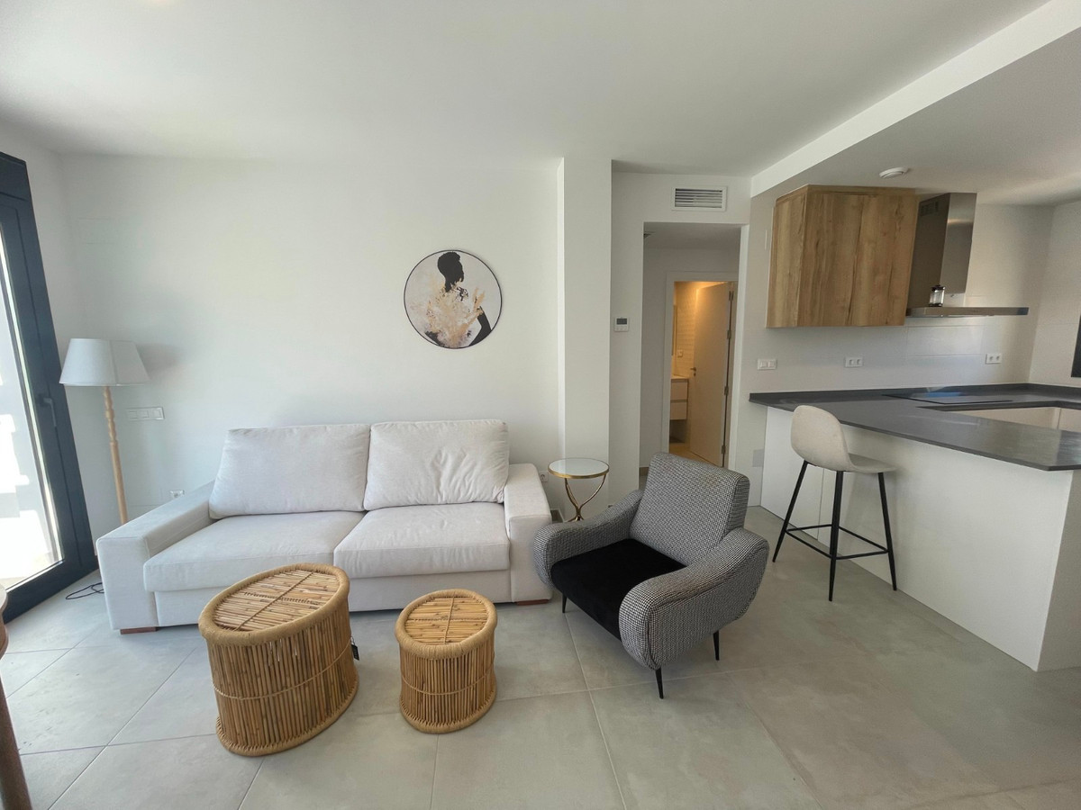 Se vende Apartamento en Planta Última de 2 dormitorios en Costa Blanca, Alicante, España