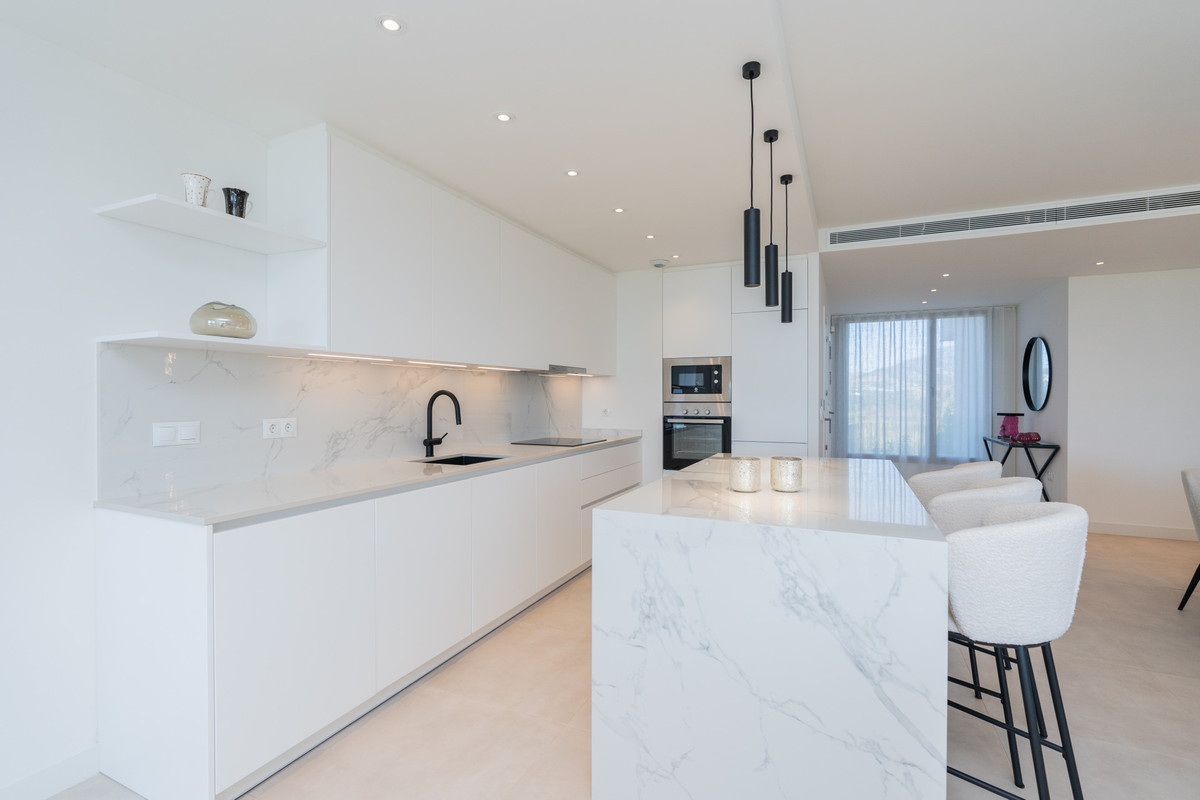 3 Bed Apartment for sale in Casares Costa Del Sol, Málaga, Spain