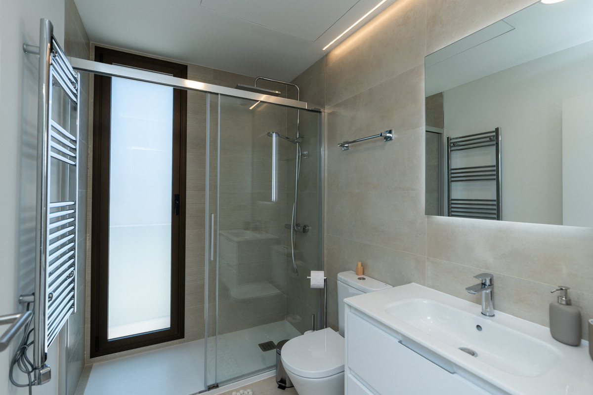 3 Bed Apartment for sale in Casares Costa Del Sol, Málaga, Spain