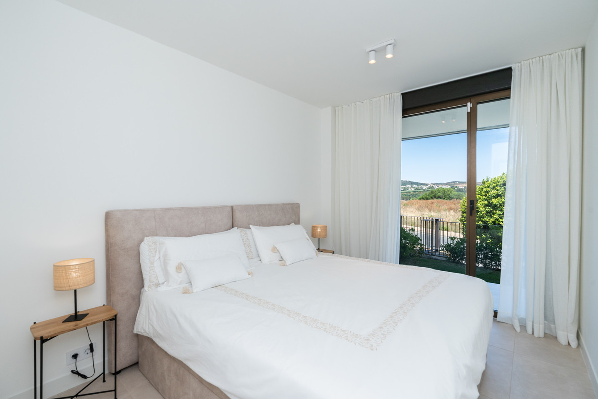 3 Bed Apartment for sale in Casares Costa Del Sol, Málaga, Spain