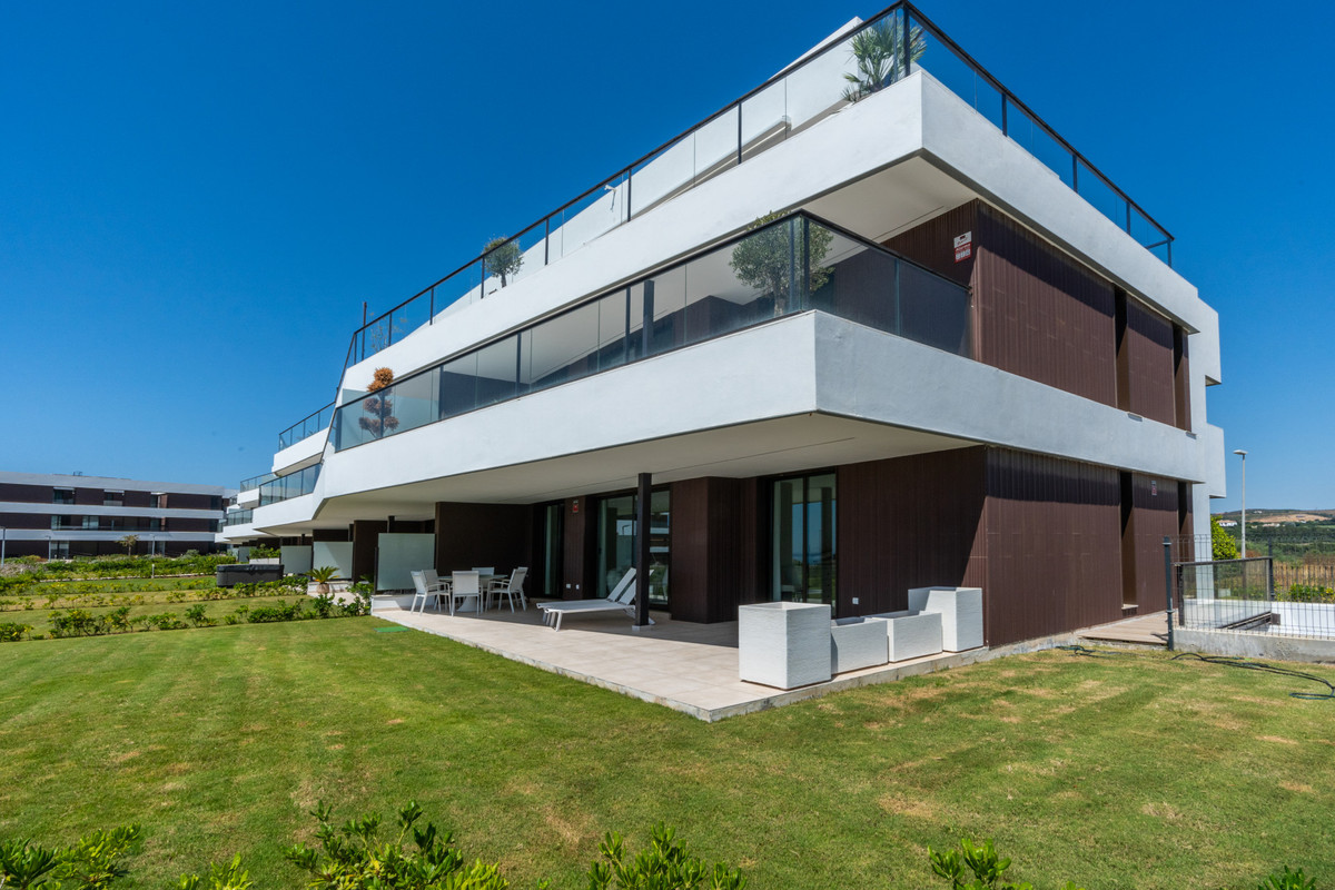 3 Bed Apartment for sale in Casares Costa Del Sol, Málaga, Spain