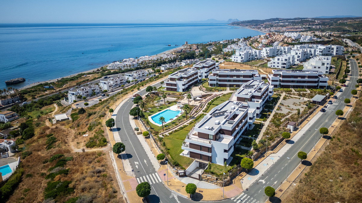 3 Bed Apartment for sale in Casares Costa Del Sol, Málaga, Spain