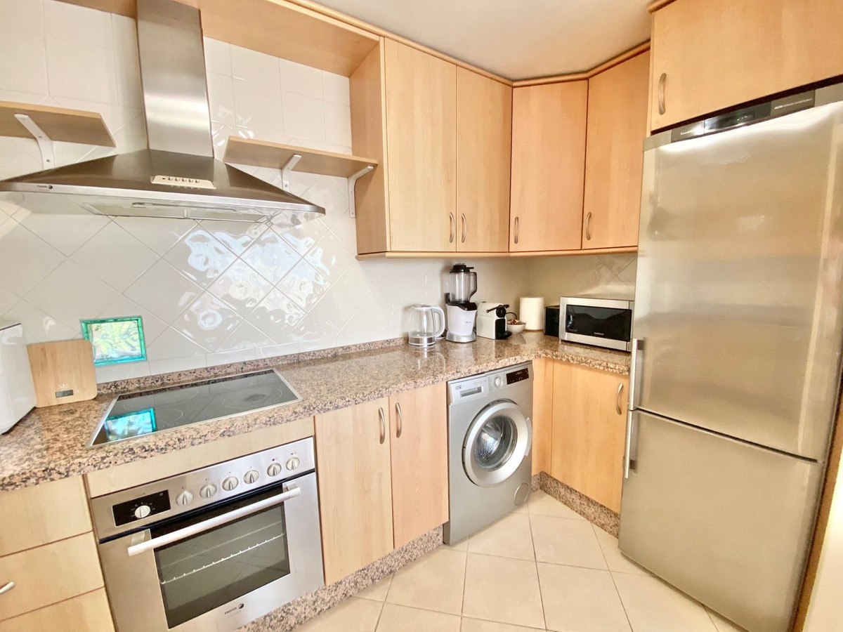 3 Bed Apartment for sale in Elviria Costa Del Sol, Málaga, Spain