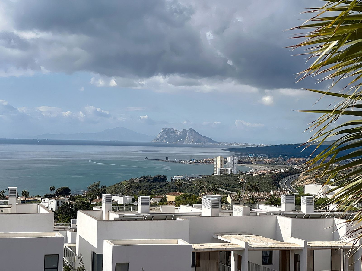 2 Bed Apartment for sale in Manilva Costa Del Sol, Málaga, Spain
