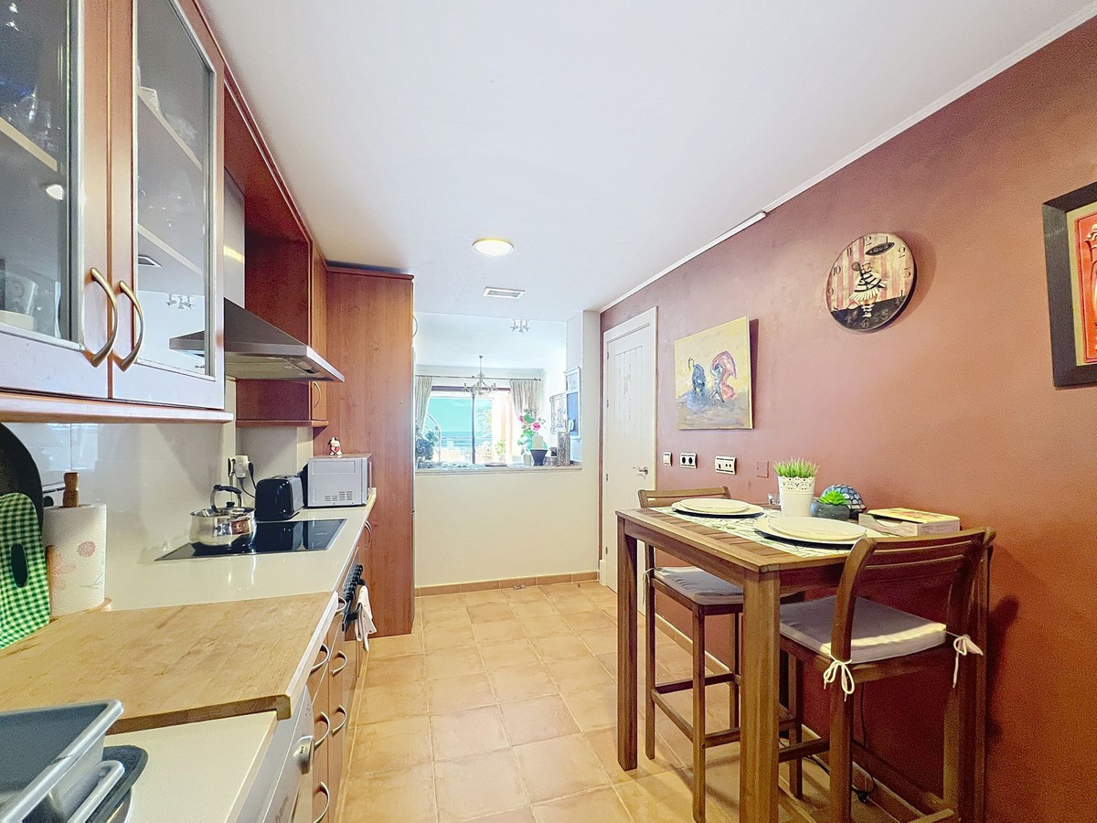 2 Bed Apartment for sale in Manilva Costa Del Sol, Málaga, Spain