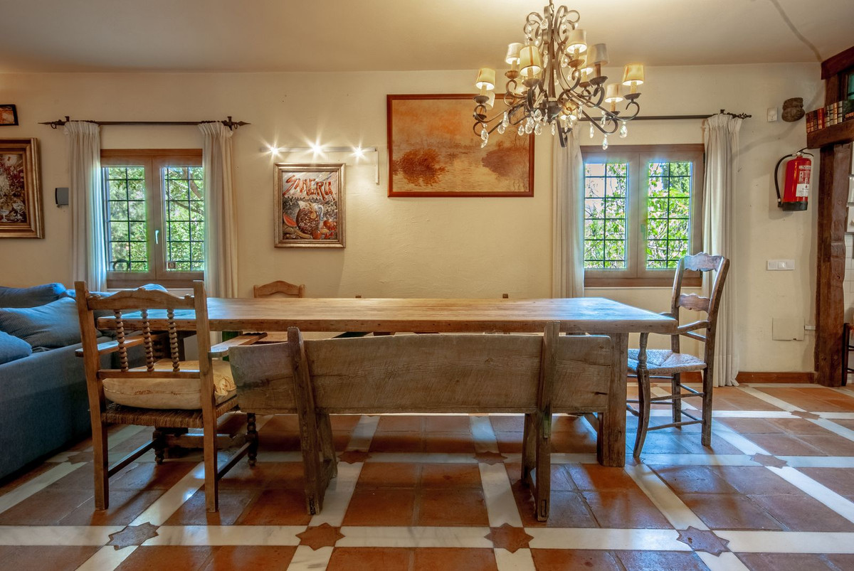 4 Bed Townhouse for sale in Entrerrios Málaga, Málaga, Spain
