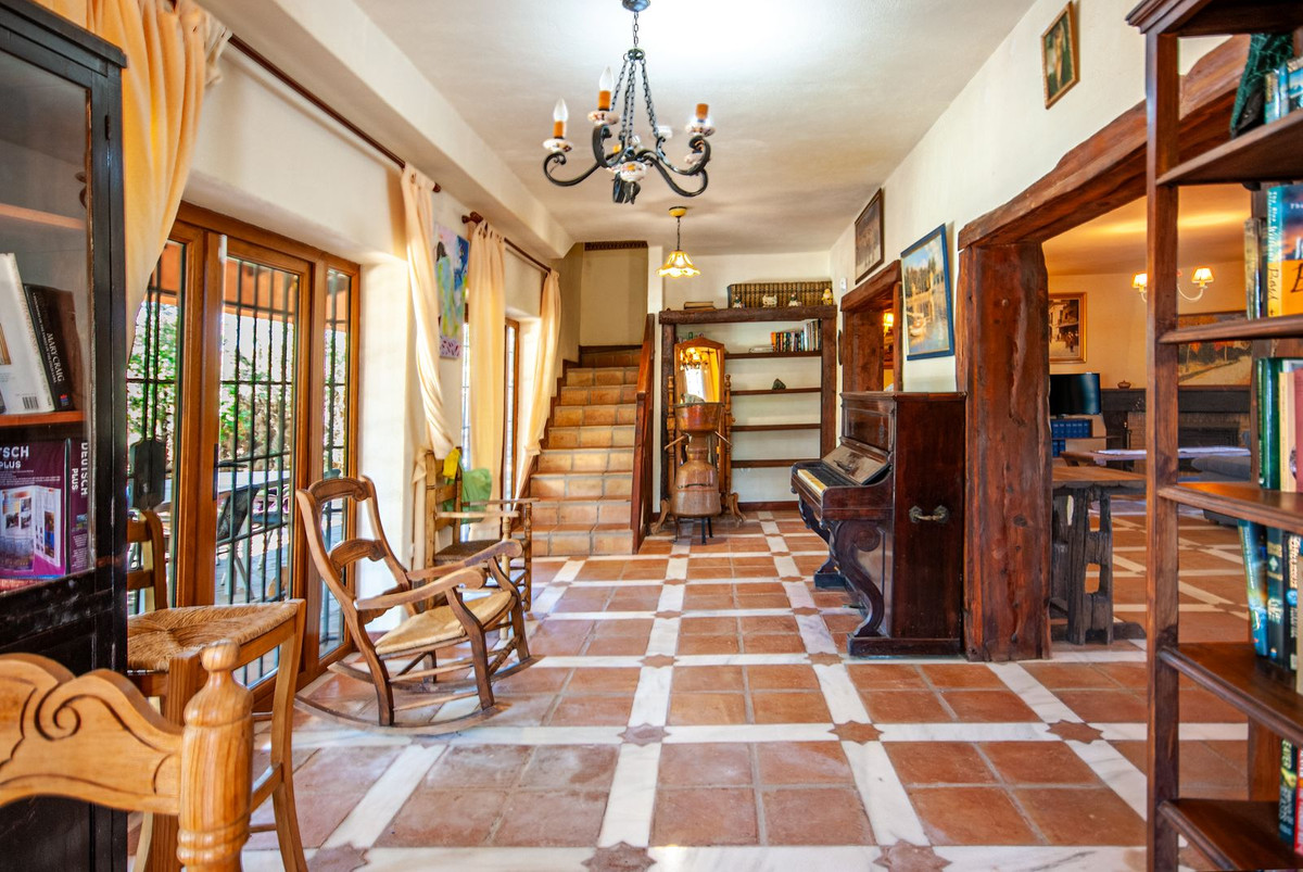 4 Bed Townhouse for sale in Entrerrios Málaga, Málaga, Spain