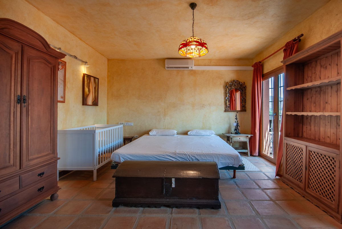 4 Bed Townhouse for sale in Entrerrios Málaga, Málaga, Spain