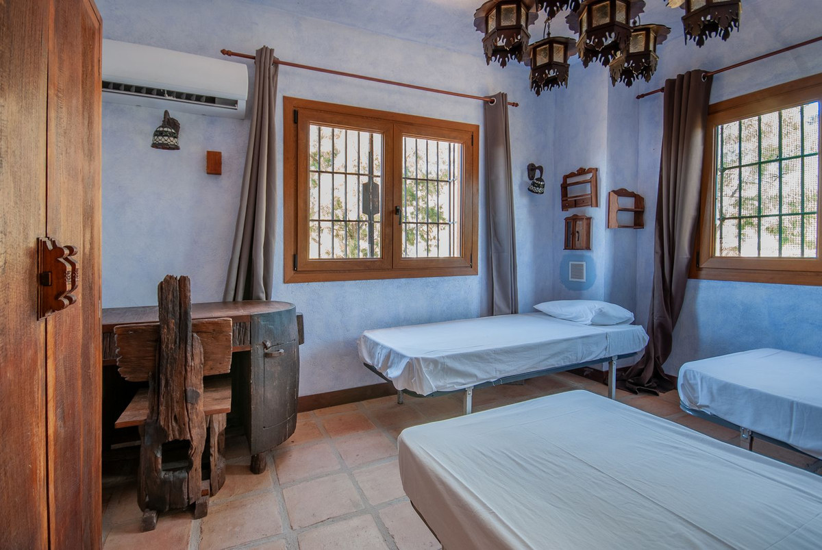 4 Bed Townhouse for sale in Entrerrios Málaga, Málaga, Spain