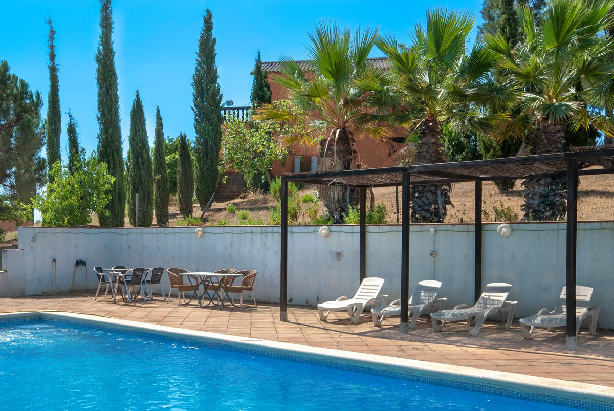 4 Bed Townhouse for sale in Entrerrios Málaga, Málaga, Spain