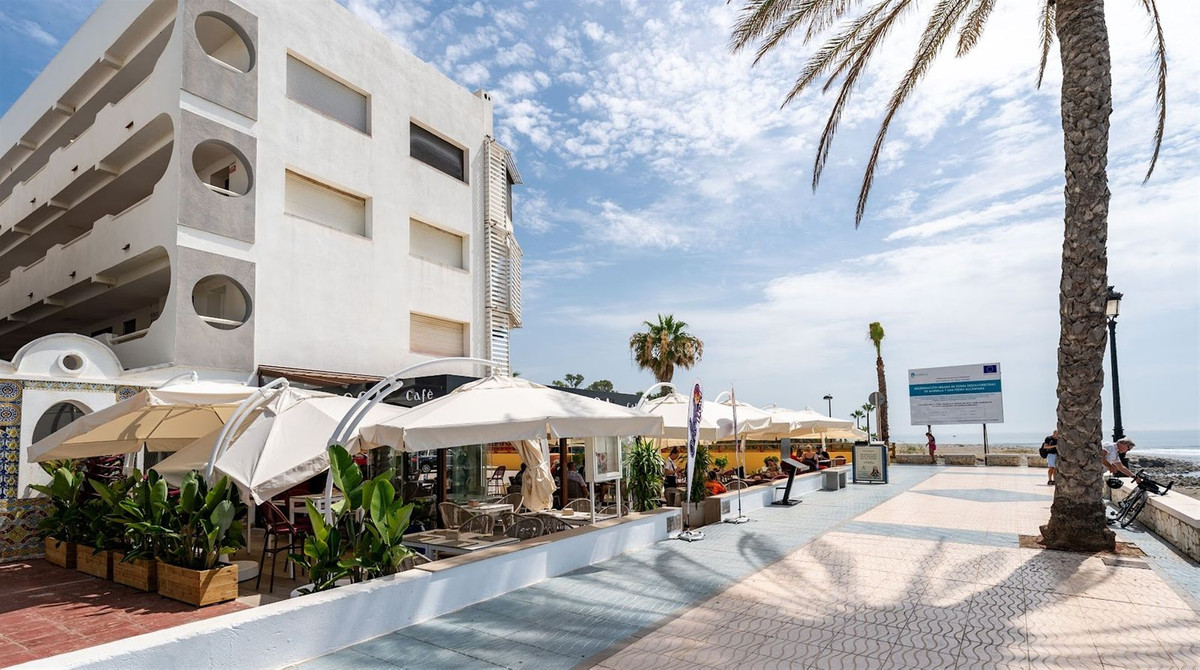 2 Bed Apartment for sale in San Pedro De Alcántara Costa Del Sol, Málaga, Spain