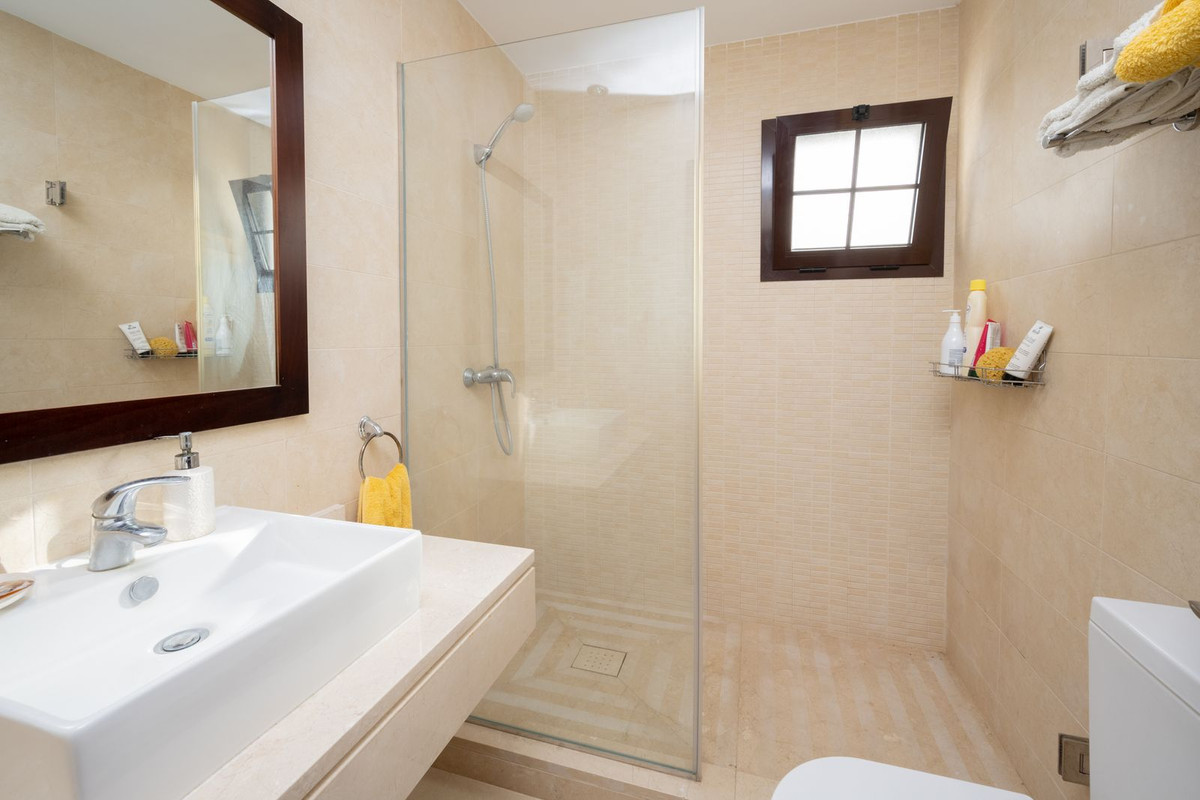 2 Bed Apartment for sale in Altos De Los Monteros Costa Del Sol, Málaga, Spain