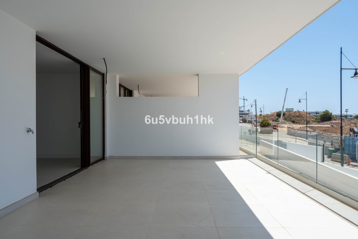 2 Bed Apartment for sale in Fuengirola Costa Del Sol, Málaga, Spain