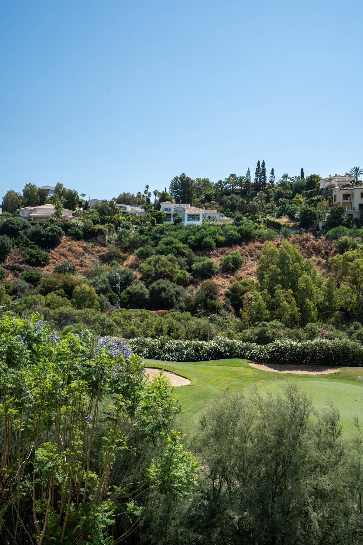 2 Bed Apartment for sale in Benahavís Costa Del Sol, Málaga, Spain