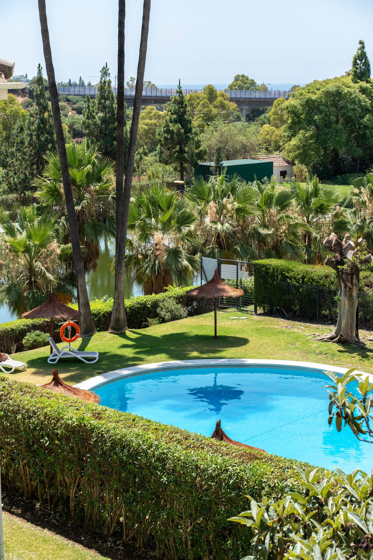 2 Bed Apartment for sale in Benahavís Costa Del Sol, Málaga, Spain
