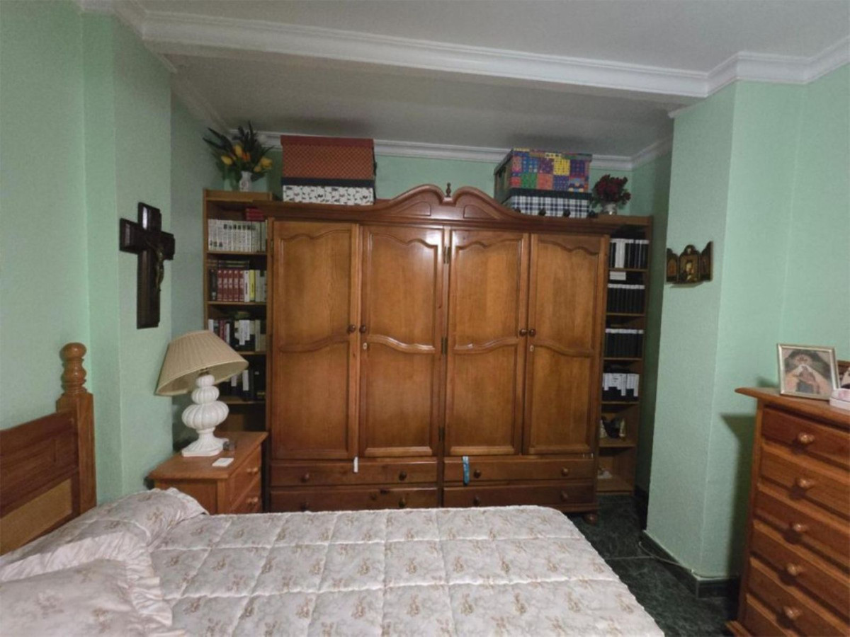 3 Bed Apartment for sale in San Pedro De Alcántara Costa Del Sol, Málaga, Spain