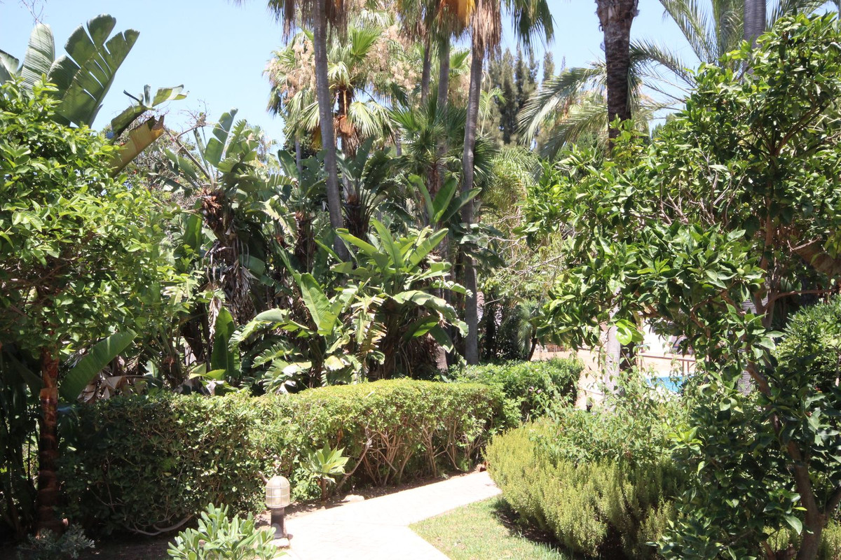 2 Bed Apartment for sale in Reserva De Marbella Costa Del Sol, Málaga, Spain