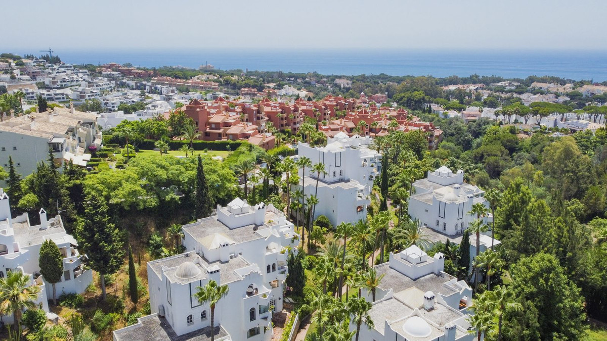 2 Bed Apartment for sale in Reserva De Marbella Costa Del Sol, Málaga, Spain