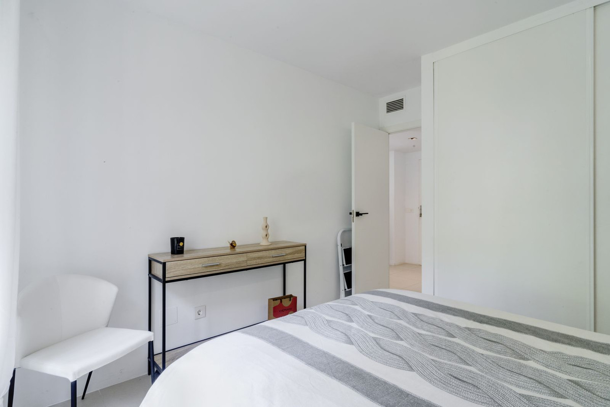 2 Bed Apartment for sale in Reserva De Marbella Costa Del Sol, Málaga, Spain