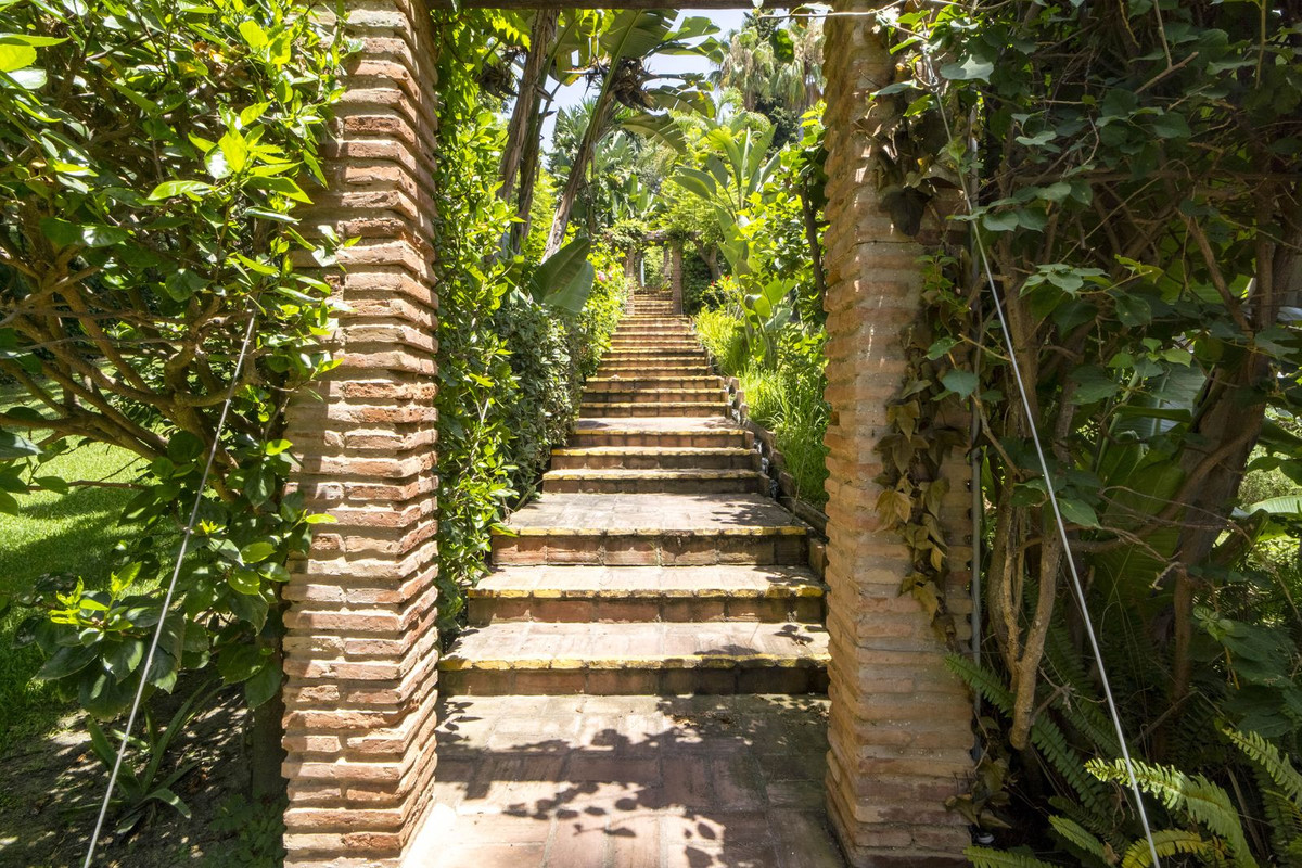 2 Bed Apartment for sale in Reserva De Marbella Costa Del Sol, Málaga, Spain