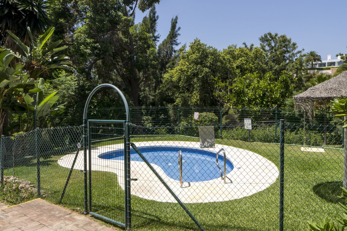2 Bed Apartment for sale in Reserva De Marbella Costa Del Sol, Málaga, Spain