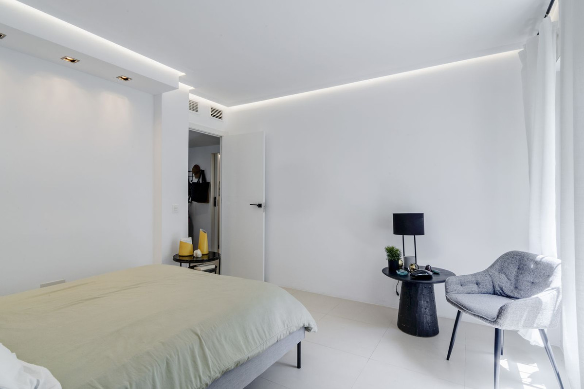 2 Bed Apartment for sale in Reserva De Marbella Costa Del Sol, Málaga, Spain