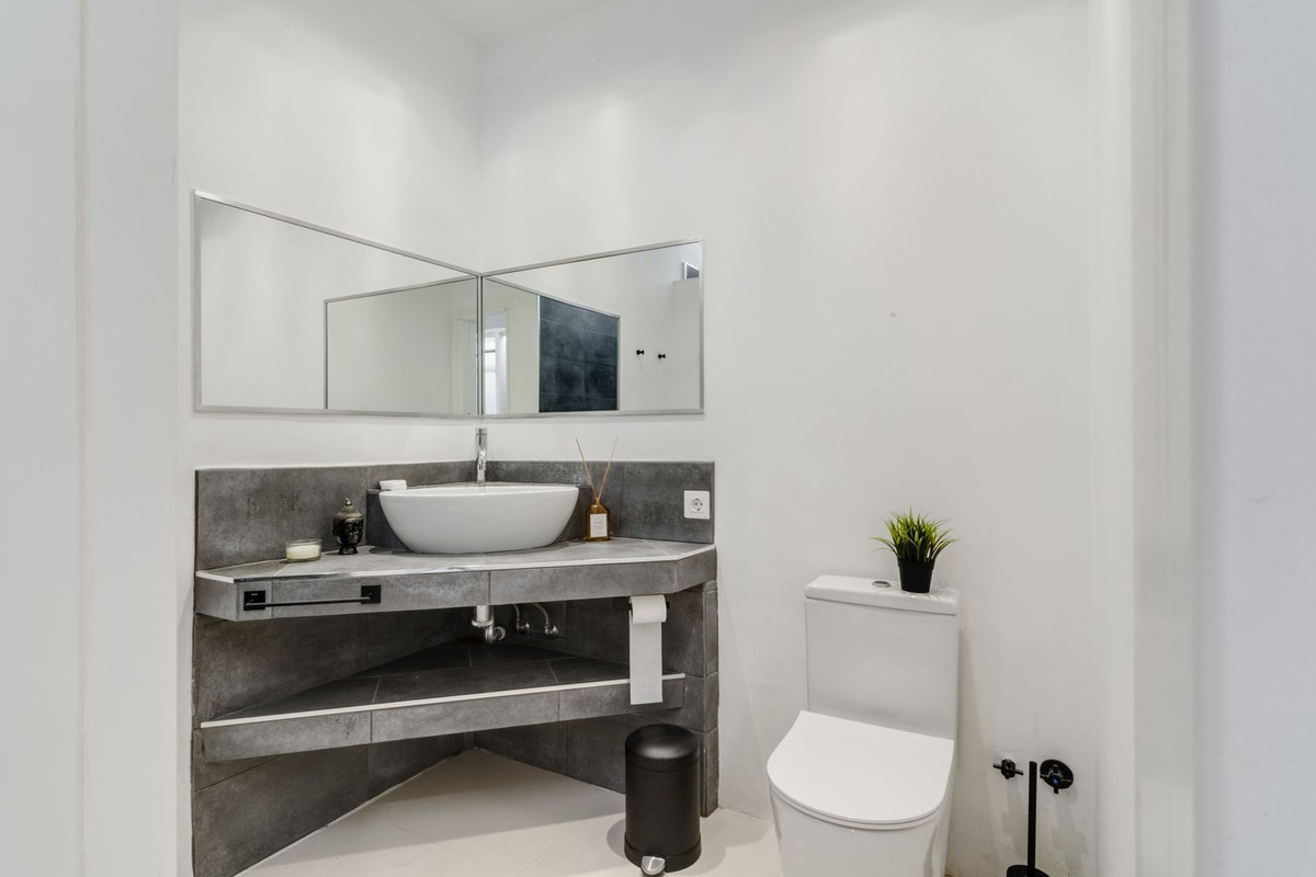 2 Bed Apartment for sale in Reserva De Marbella Costa Del Sol, Málaga, Spain