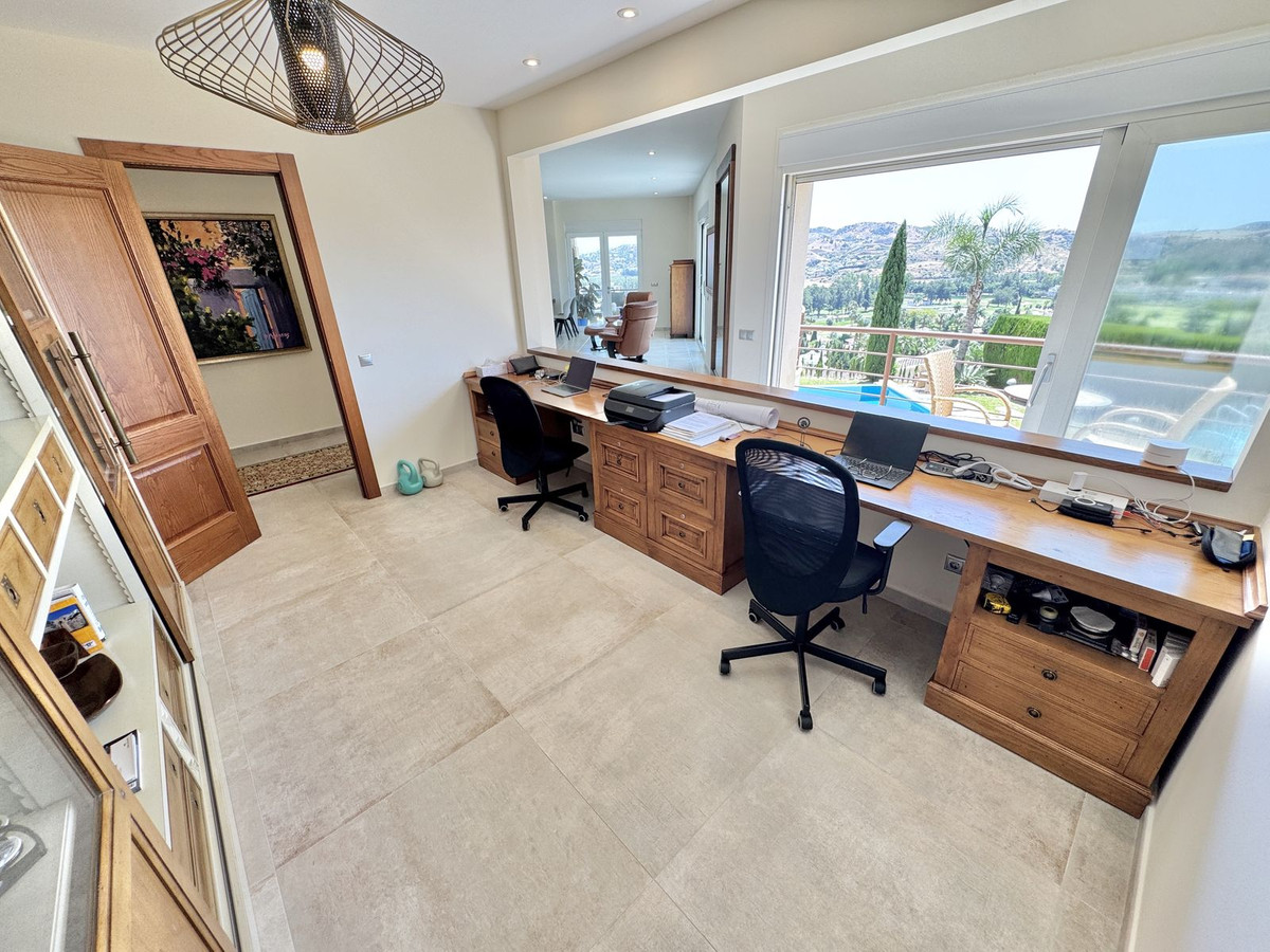 6 Bed Townhouse for sale in Mijas Golf Costa Del Sol, Málaga, Spain