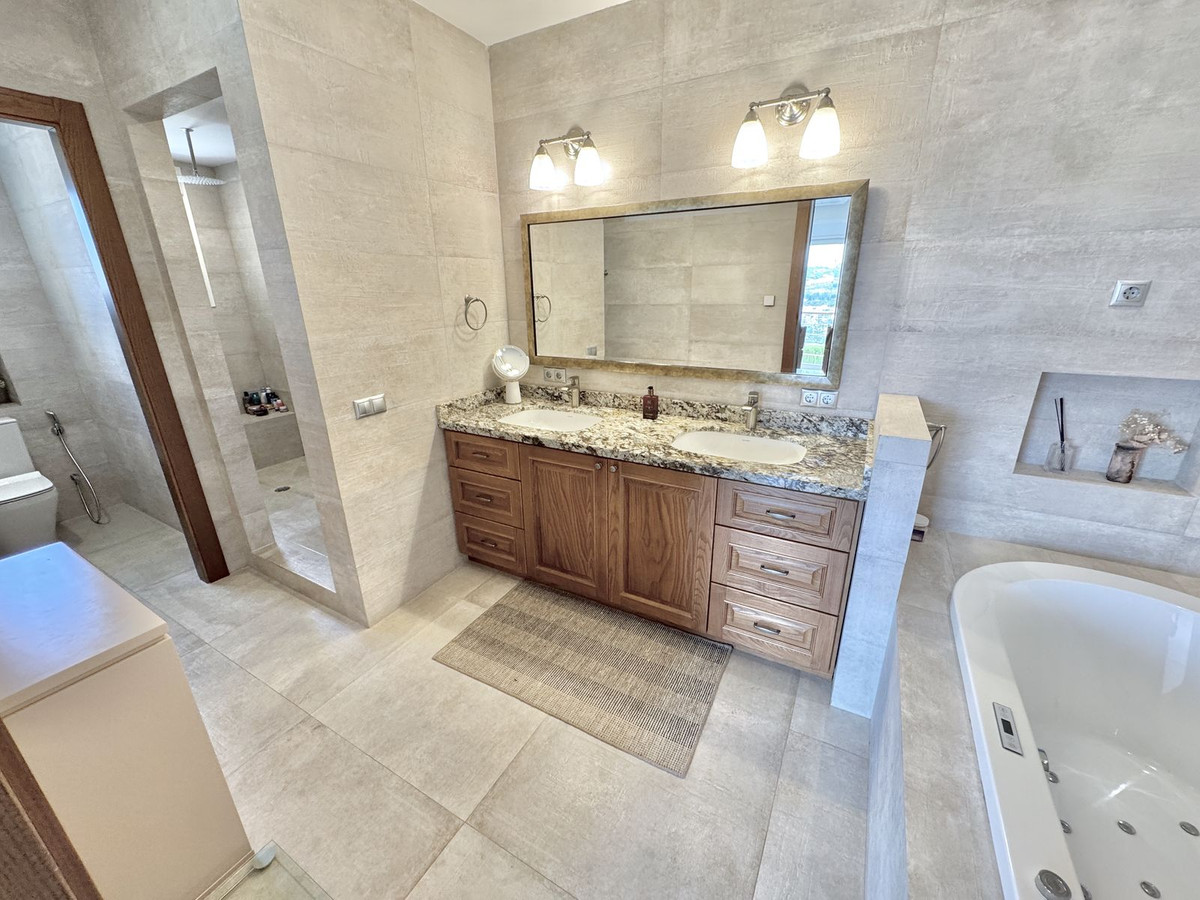 6 Bed Townhouse for sale in Mijas Golf Costa Del Sol, Málaga, Spain