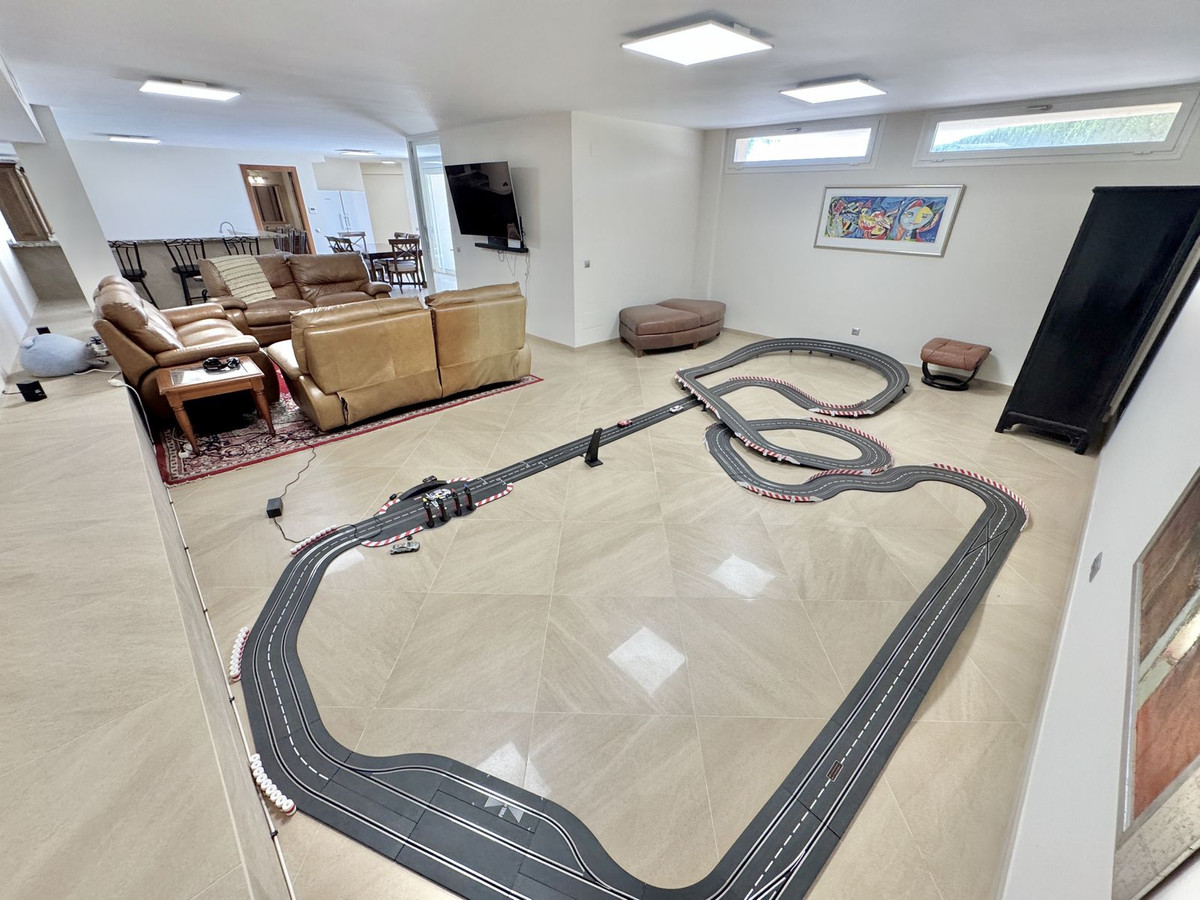 6 Bed Townhouse for sale in Mijas Golf Costa Del Sol, Málaga, Spain