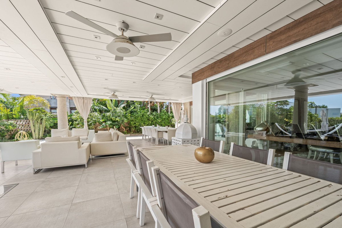 8 Bed Townhouse for sale in Bahía De Marbella Costa Del Sol, Málaga, Spain