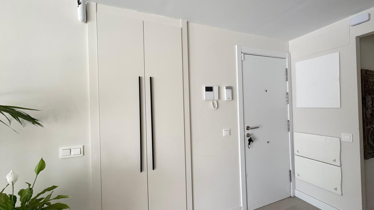 3 Bed Apartment for sale in Estepona Costa Del Sol, Málaga, Spain