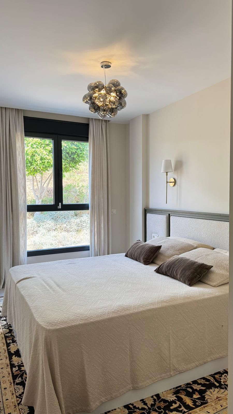 3 Bed Apartment for sale in Estepona Costa Del Sol, Málaga, Spain