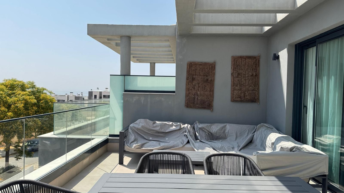 3 Bed Apartment for sale in Estepona Costa Del Sol, Málaga, Spain