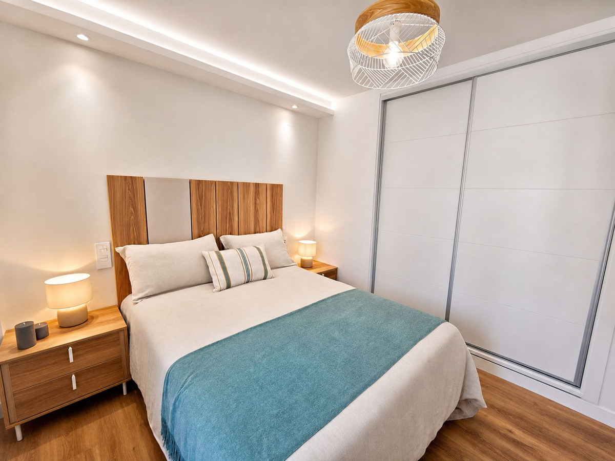 2 Bed Apartment for sale in La Duquesa Costa Del Sol, Málaga, Spain