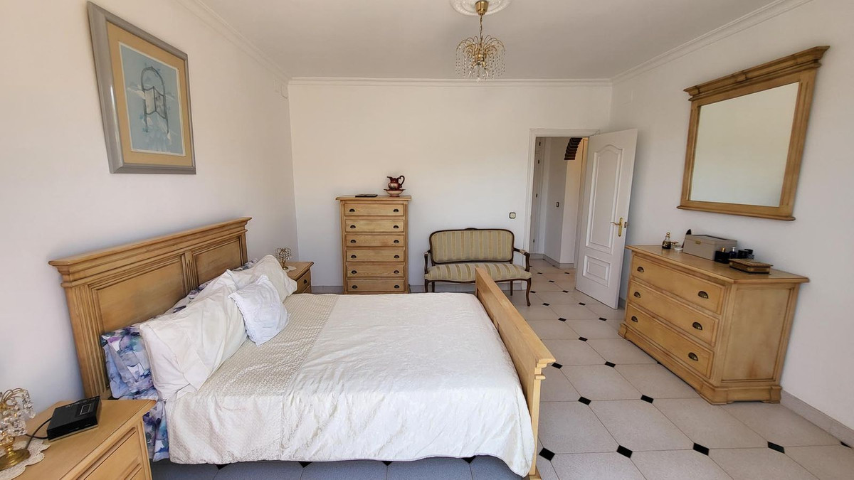 4 Bed Townhouse for sale in Elviria Costa Del Sol, Málaga, Spain