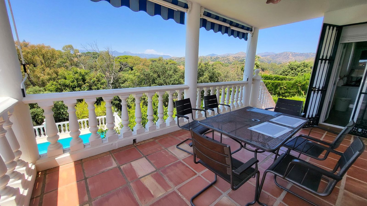 4 Bed Townhouse for sale in Elviria Costa Del Sol, Málaga, Spain