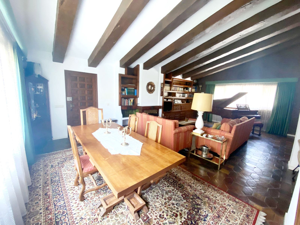Se vende Villa - Chalet de 3 dormitorios en Costa Del Sol, Málaga, España