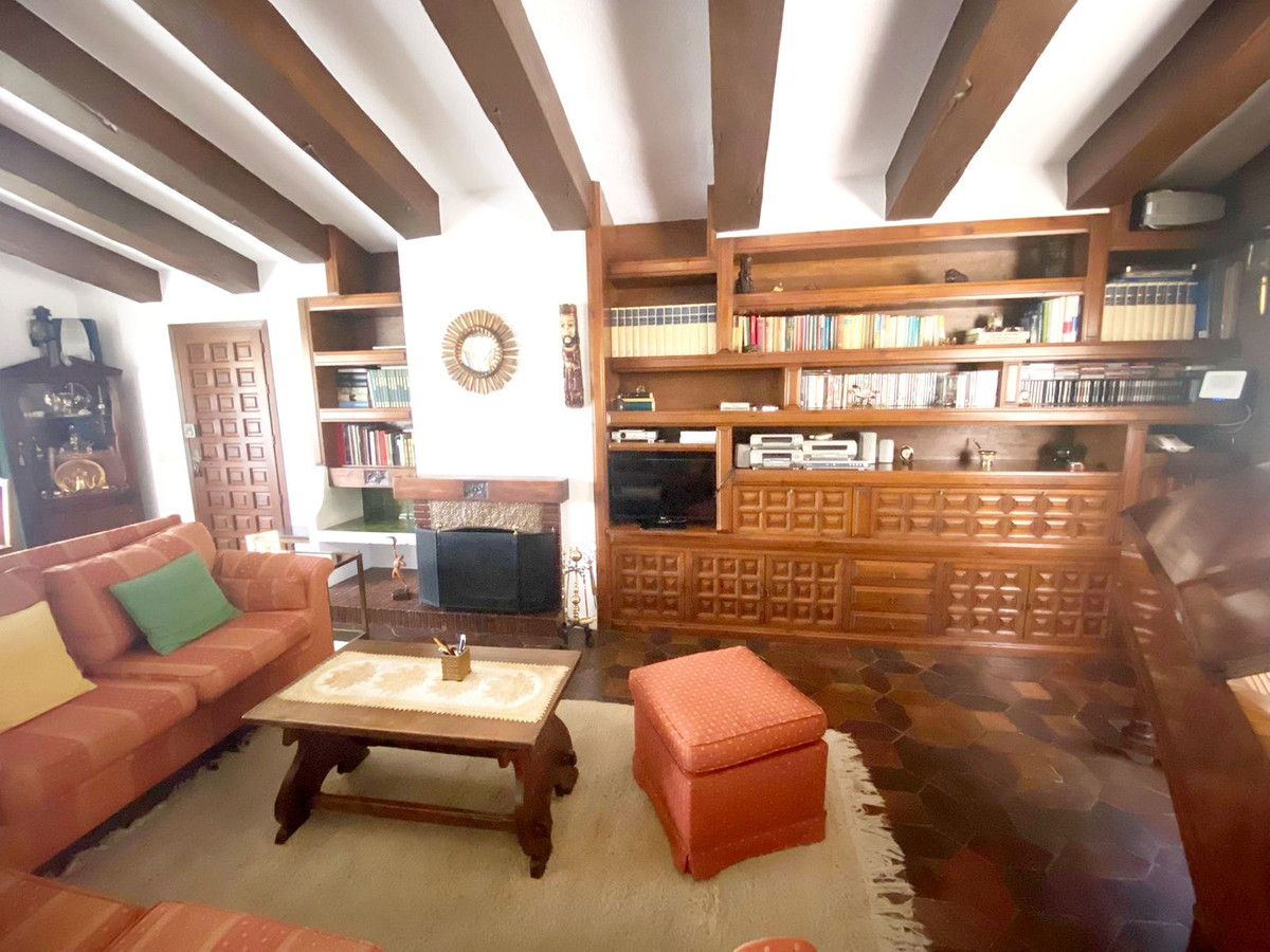 Se vende Villa - Chalet de 3 dormitorios en Costa Del Sol, Málaga, España
