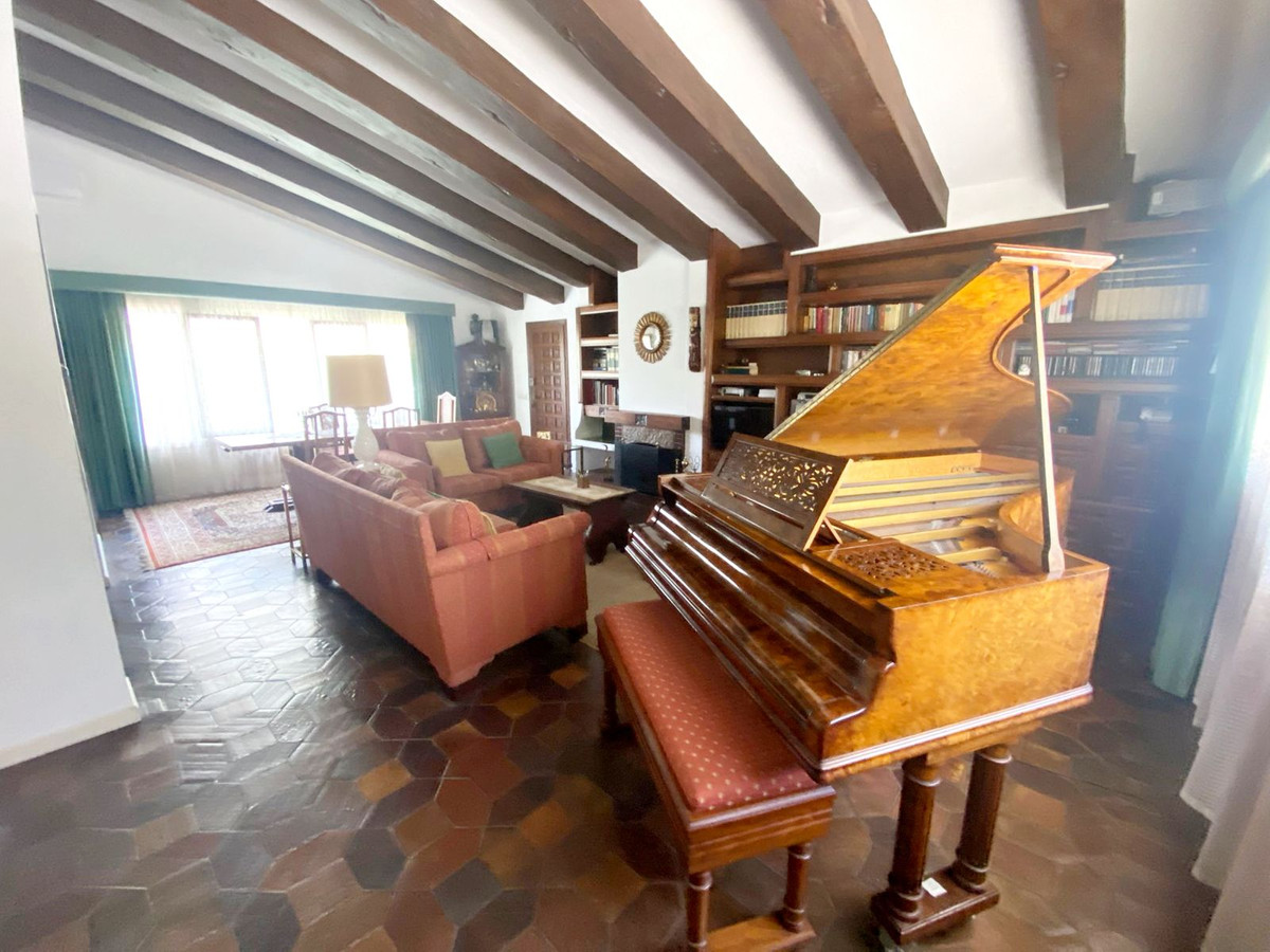 Se vende Villa - Chalet de 3 dormitorios en Costa Del Sol, Málaga, España