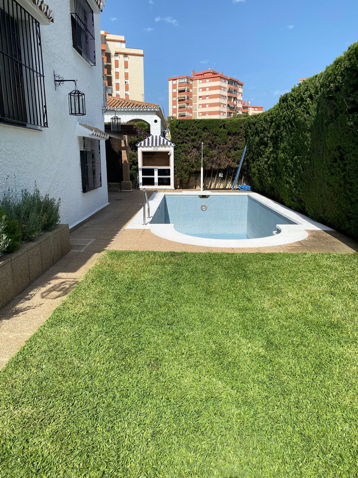 Se vende Villa - Chalet de 3 dormitorios en Costa Del Sol, Málaga, España