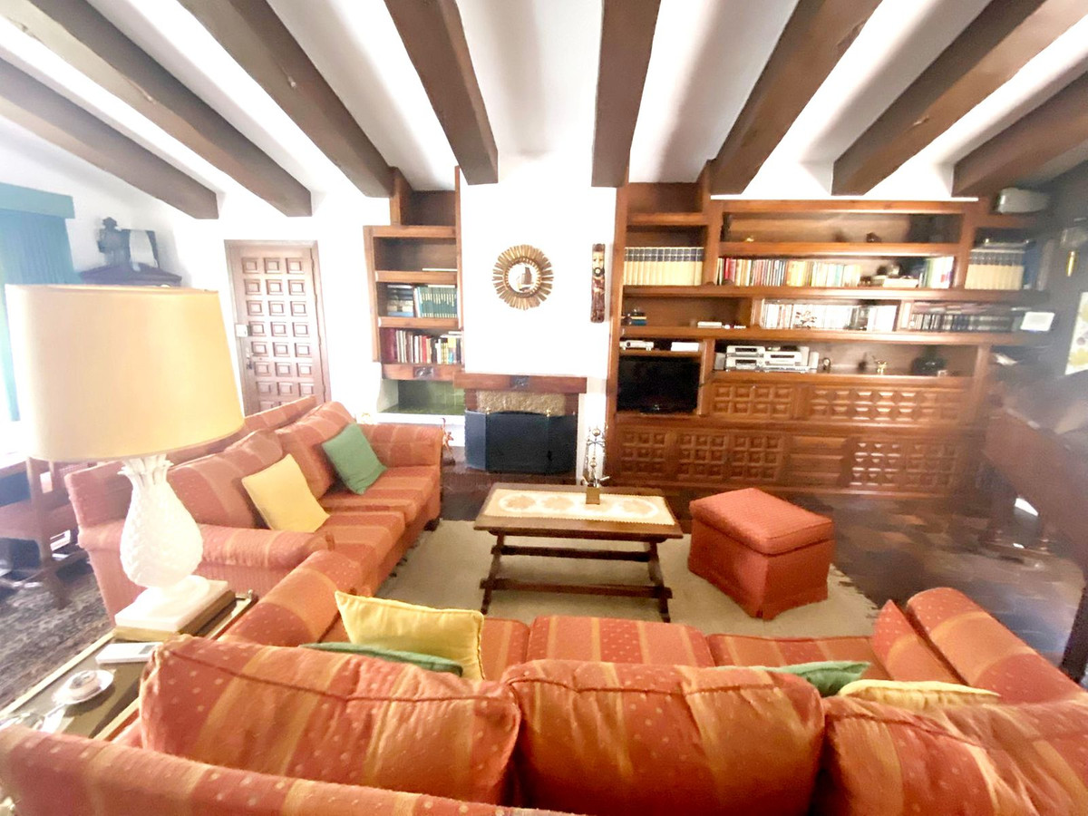 Se vende Villa - Chalet de 3 dormitorios en Costa Del Sol, Málaga, España