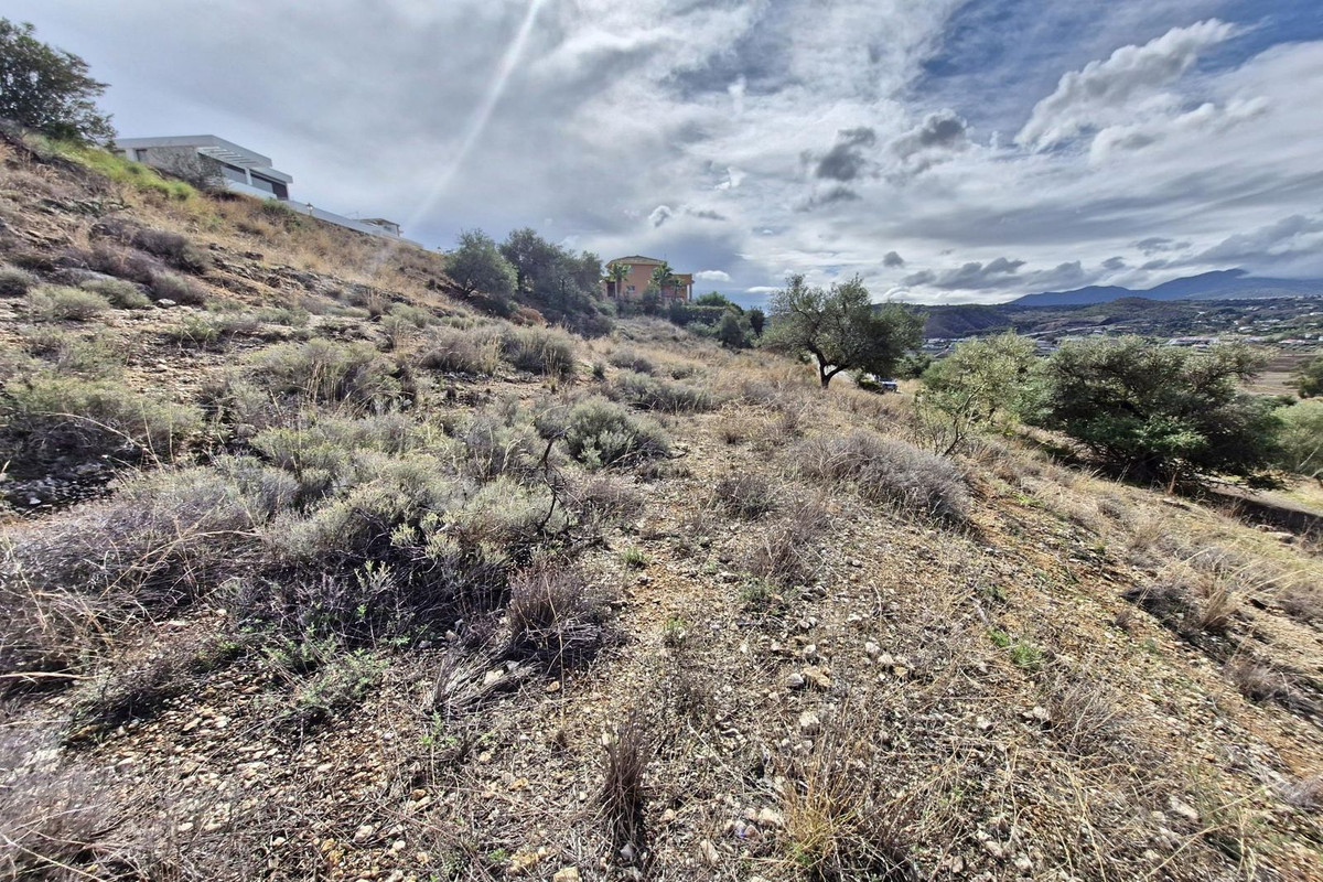 Se vende Terreno Urbano  en Costa Del Sol, Málaga, España
