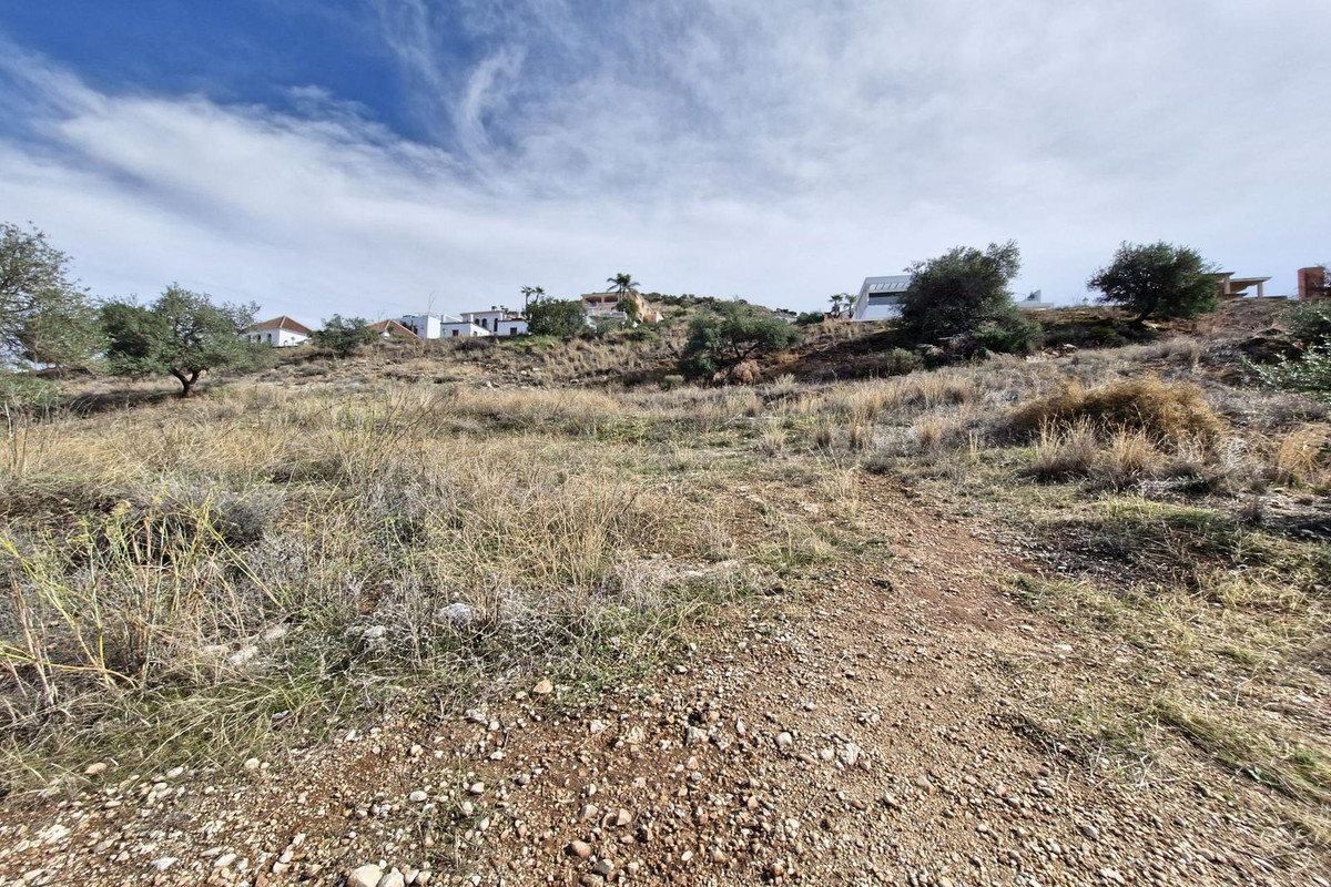 Se vende Terreno Urbano  en Costa Del Sol, Málaga, España