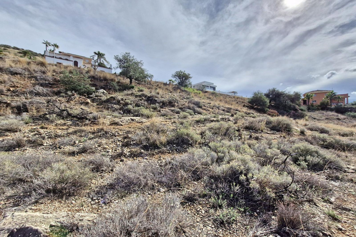 Se vende Terreno Urbano  en Costa Del Sol, Málaga, España