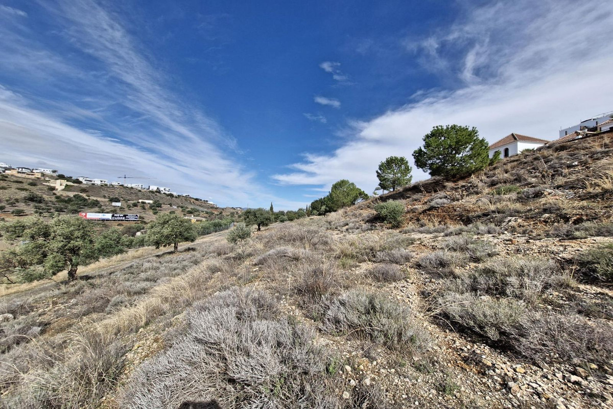 Se vende Terreno Urbano  en Costa Del Sol, Málaga, España