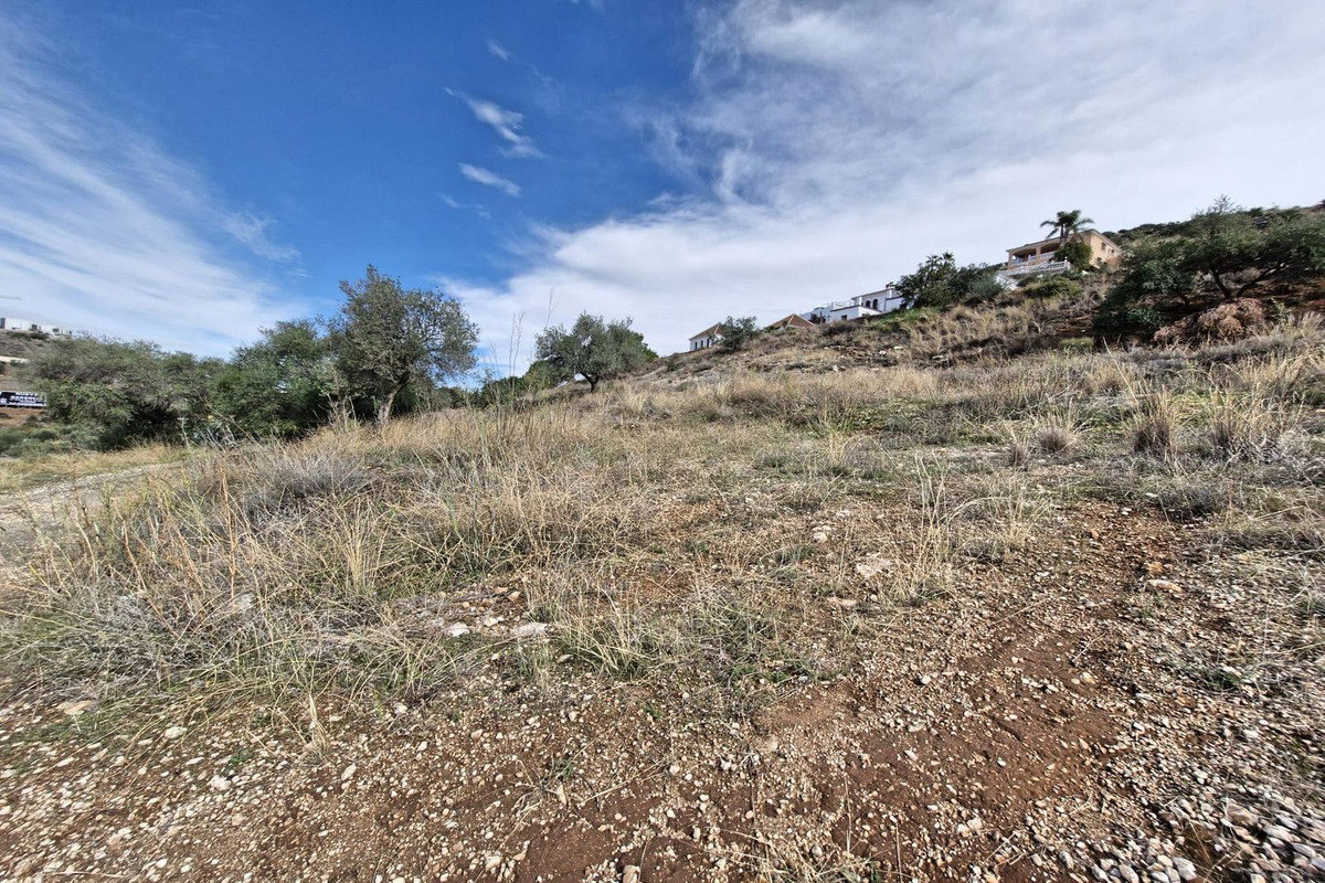 Se vende Terreno Urbano  en Costa Del Sol, Málaga, España