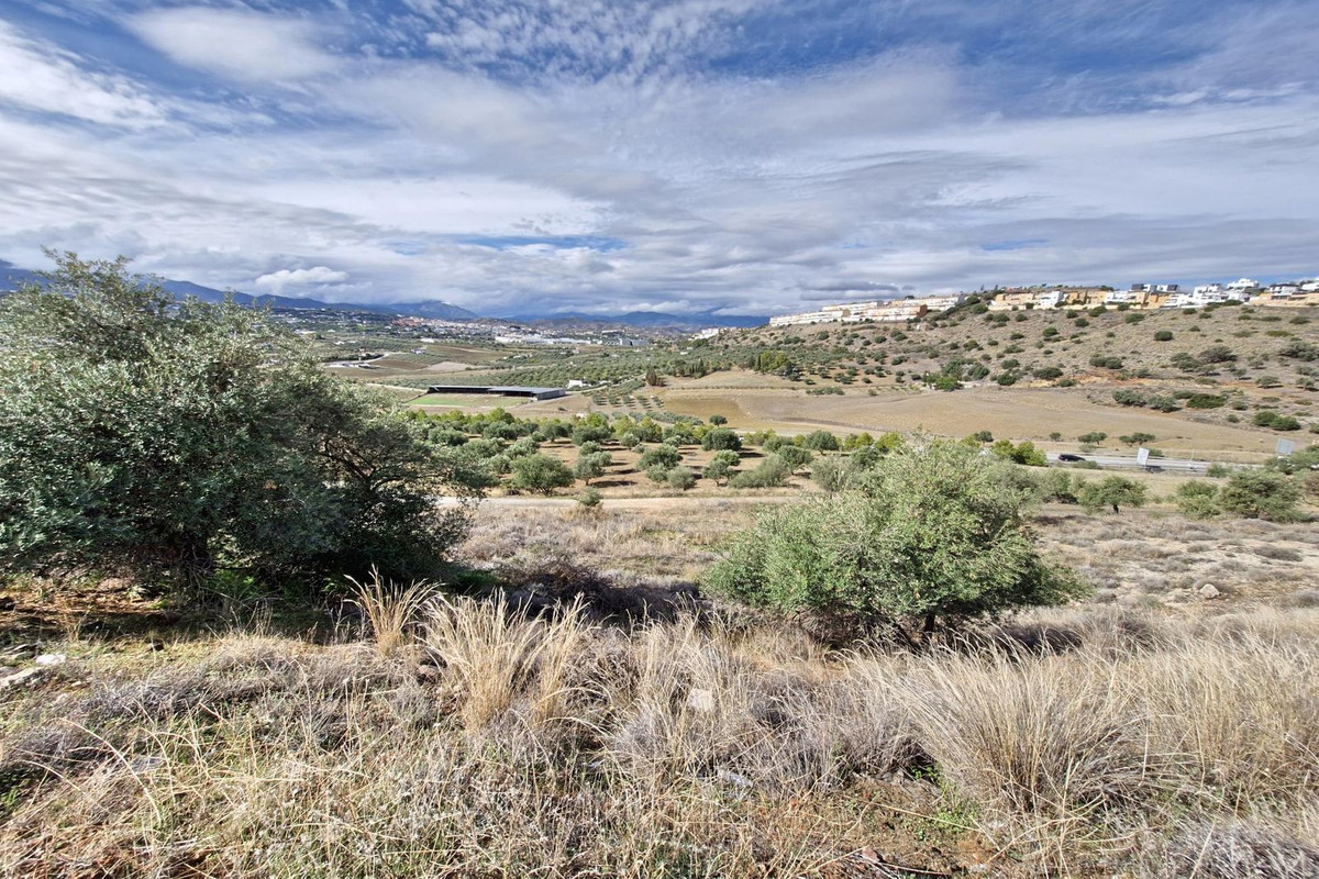 Se vende Terreno Urbano  en Costa Del Sol, Málaga, España