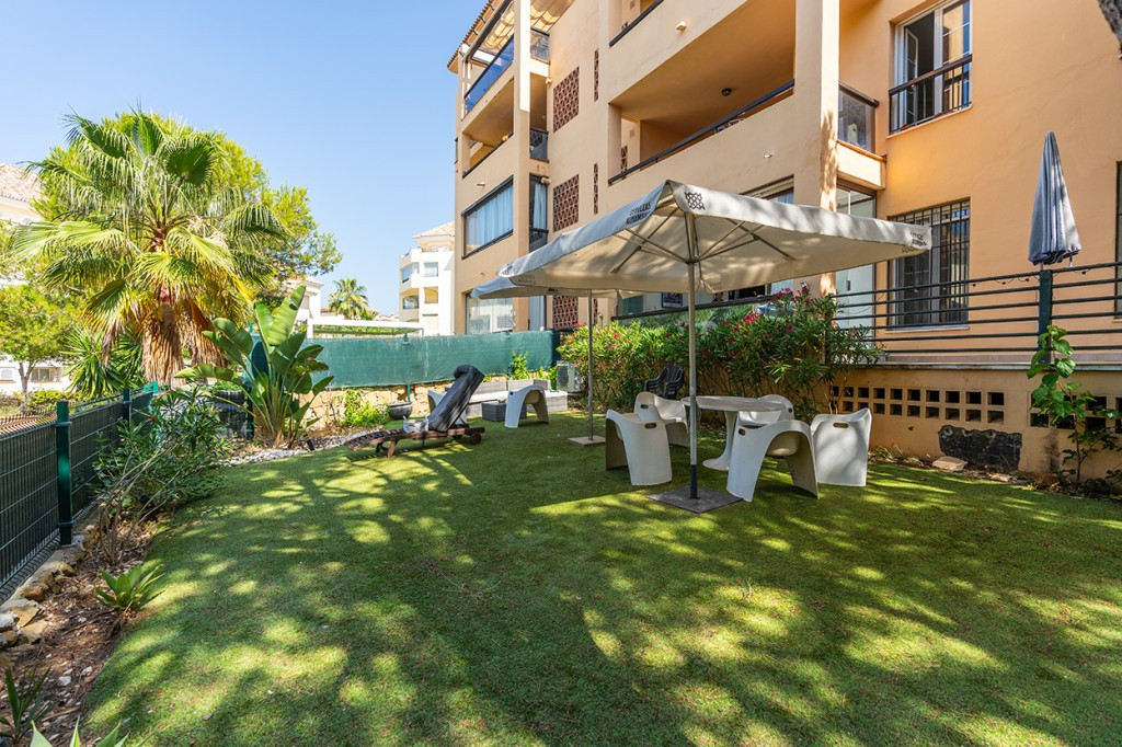 3 Bed Apartment for sale in Marbella Costa Del Sol, Málaga, Spain