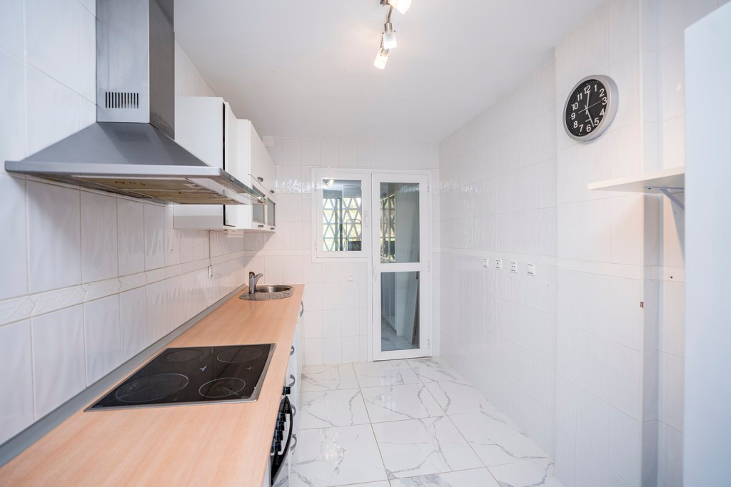 3 Bed Apartment for sale in Marbella Costa Del Sol, Málaga, Spain